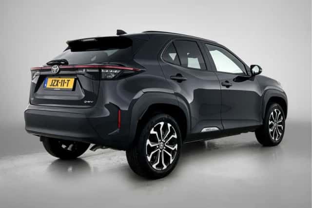 Toyota Yaris_Cross (2025) thumbnail 2