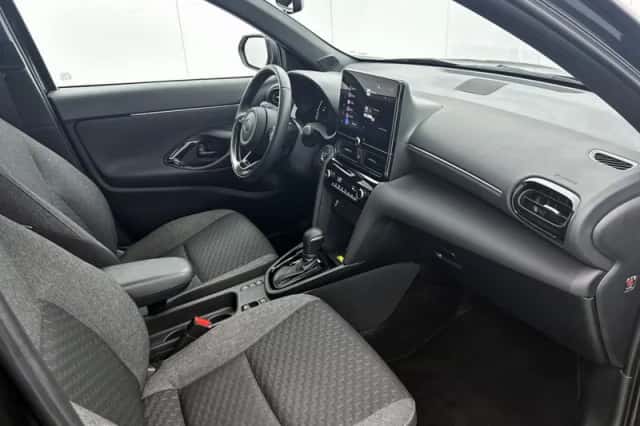 Toyota Yaris_Cross (2025) thumbnail 6