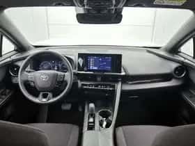 Toyota C-HR (2025) thumbnail 4