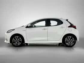 Toyota Yaris (2020) thumbnail 3