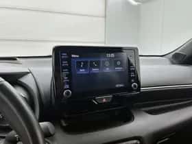 Toyota Yaris (2021) thumbnail 10