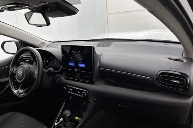 Toyota Yaris (2025) thumbnail 6
