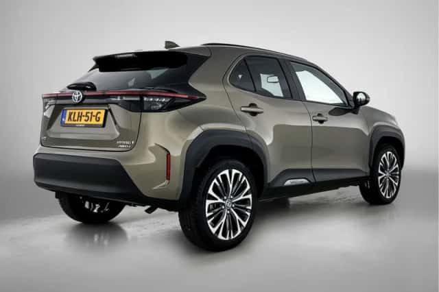 Toyota Yaris_Cross (2023) thumbnail 2