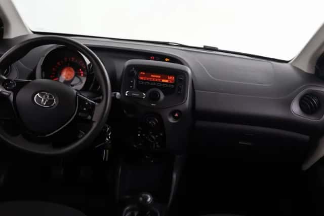 Toyota Aygo (2019) thumbnail 4