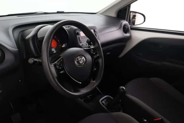 Toyota Aygo (2019) thumbnail 5
