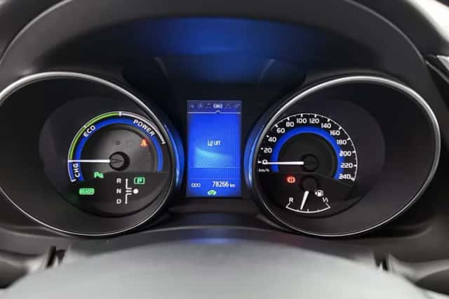 Toyota Auris (2017) thumbnail 5