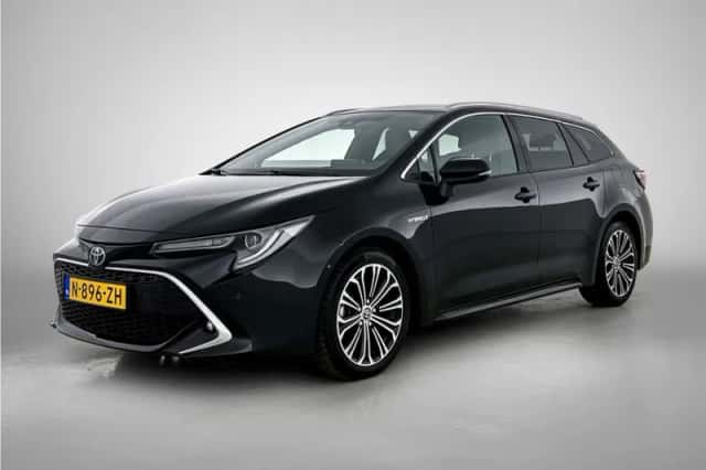 Toyota Corolla_Touring_Sports (2022) thumbnail 1
