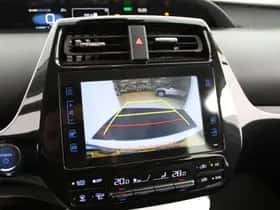 Toyota Prius (2018) thumbnail 9