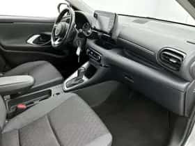 Toyota Yaris (2022) thumbnail 6