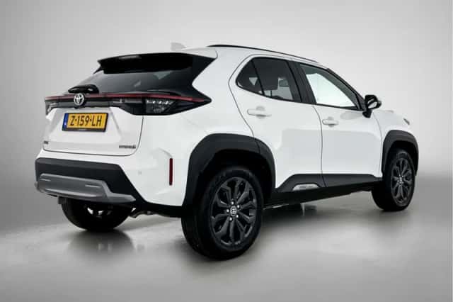 Toyota Yaris_Cross (2024) thumbnail 2