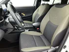 Toyota Yaris_Cross (2024) thumbnail 15