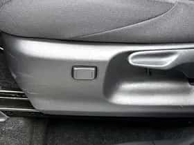 Toyota Corolla_Cross (2025) thumbnail 31