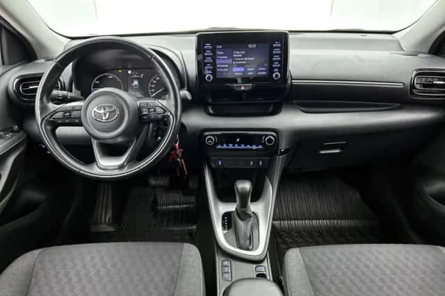 Toyota Yaris (2020) thumbnail 4