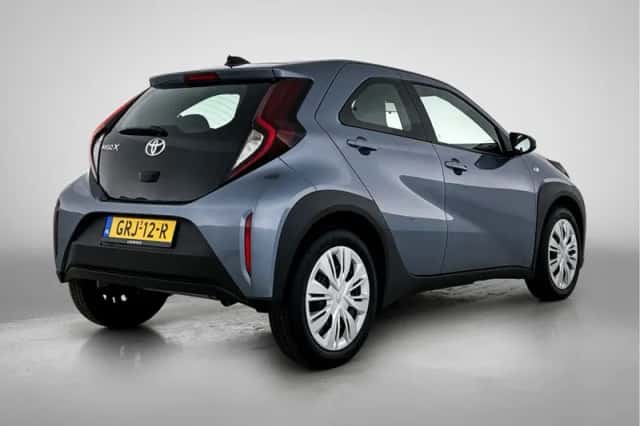 Toyota Aygo (2025) thumbnail 2