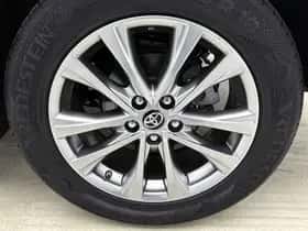 Toyota RAV4 (2018) thumbnail 23