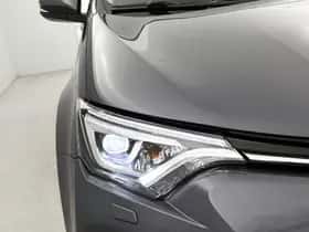 Toyota RAV4 (2018) thumbnail 31