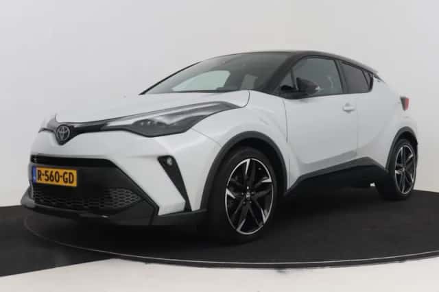 Toyota C-HR (2022) thumbnail 1