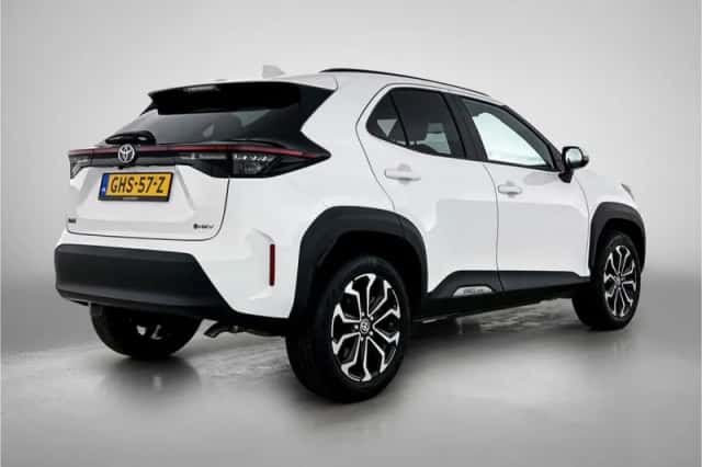 Toyota Yaris_Cross (2024) thumbnail 2