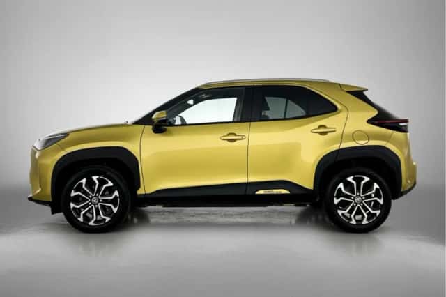 Toyota Yaris_Cross (2022) thumbnail 3