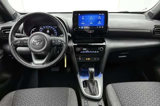 Toyota Yaris_Cross (2022) thumbnail 4