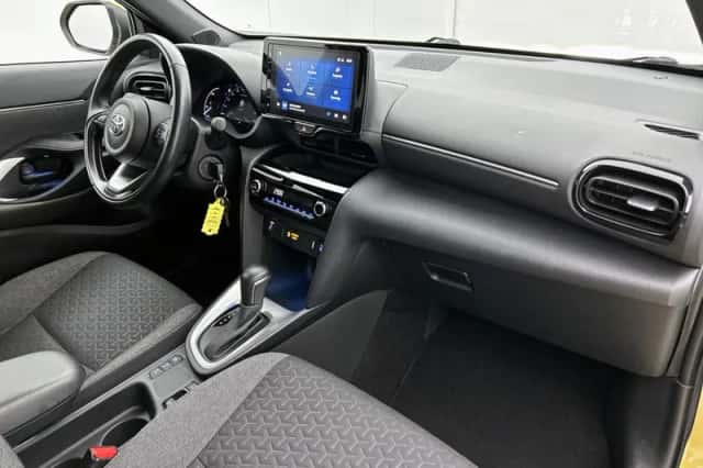 Toyota Yaris_Cross (2022) thumbnail 6