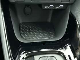 Toyota Yaris (2025) thumbnail 23