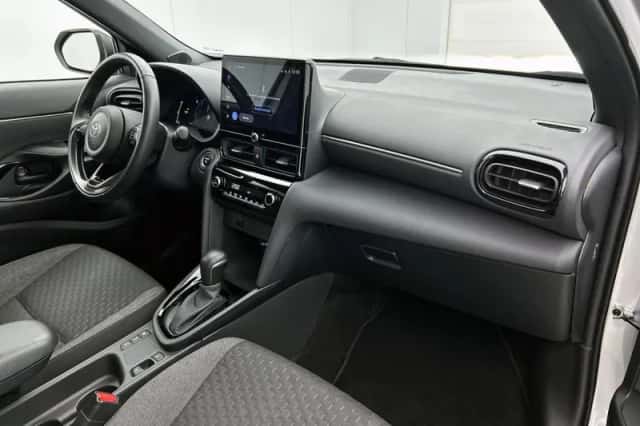 Toyota Yaris_Cross (2024) thumbnail 6