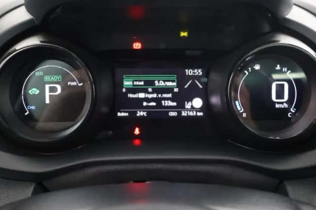 Toyota Yaris (2020) thumbnail 5