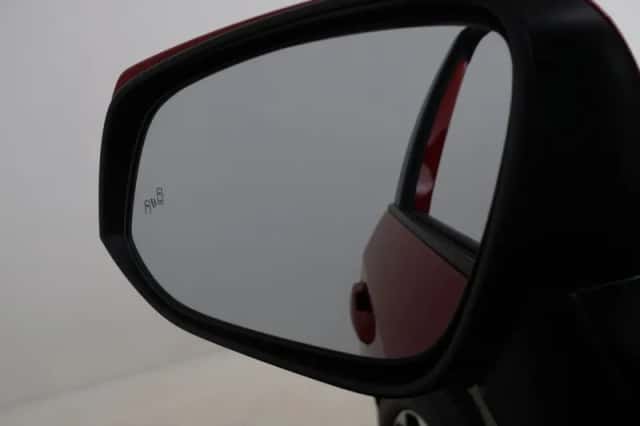 Toyota RAV4 (2022) thumbnail 4