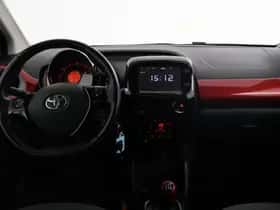 Toyota Aygo (2017) thumbnail 4