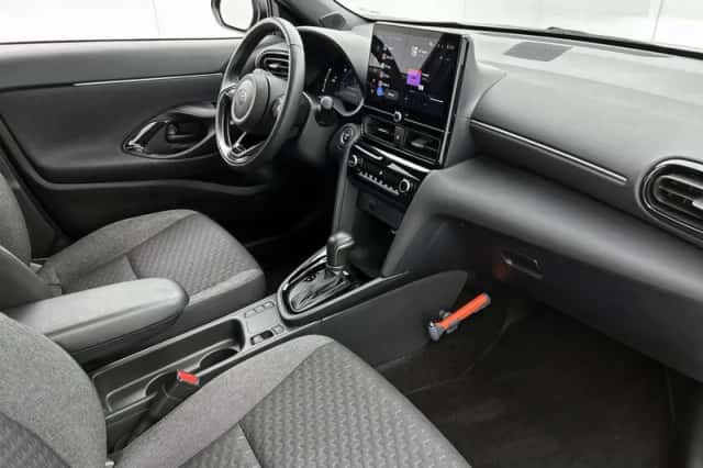 Toyota Yaris_Cross (2025) thumbnail 6