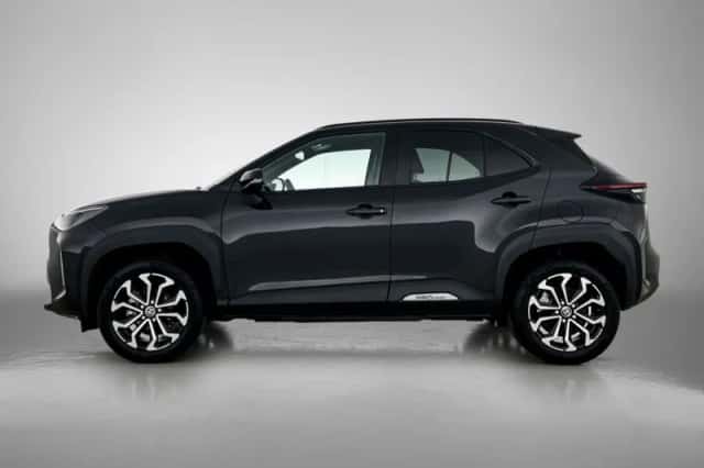 Toyota Yaris_Cross (2025) thumbnail 3