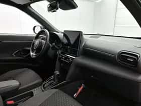 Toyota Yaris_Cross (2025) thumbnail 6