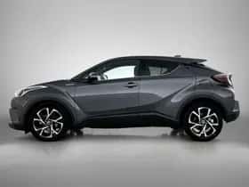 Toyota C-HR (2019) thumbnail 3