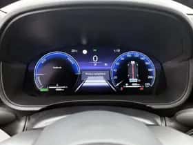 Toyota Yaris (2024) thumbnail 5