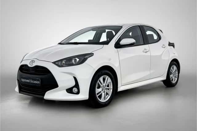 Toyota Yaris (2024) thumbnail 1