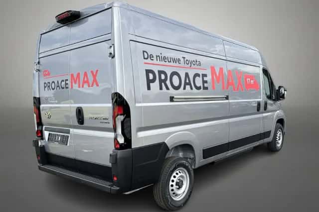 Toyota Proace (2025) thumbnail 2