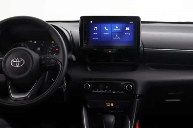 Toyota Yaris (2025) thumbnail 4