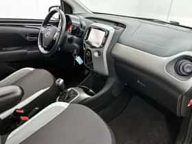 Toyota Aygo (2018) thumbnail 6