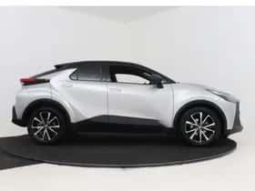 Toyota C-HR (2023) thumbnail 14