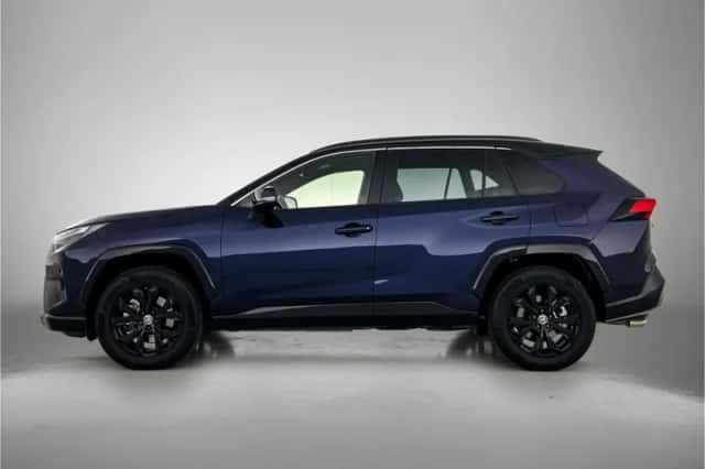 Toyota RAV4 (2024) thumbnail 3