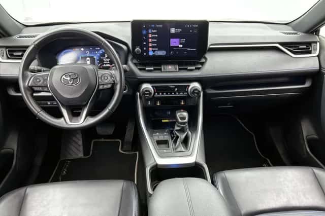 Toyota RAV4 (2024) thumbnail 4