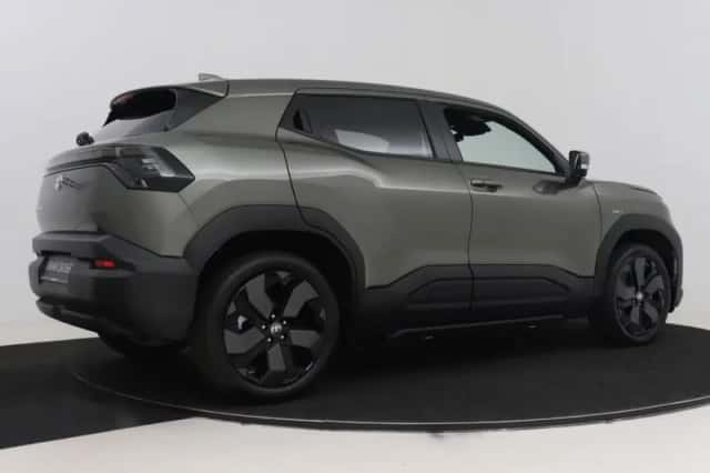Toyota Urban_Cruiser (2026) thumbnail 2