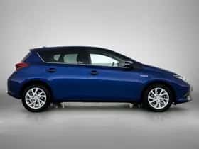 Toyota Auris (2015) thumbnail 11
