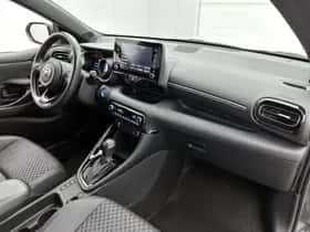 Toyota Yaris (2020) thumbnail 6