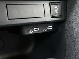 Toyota Yaris_Cross (2025) thumbnail 24