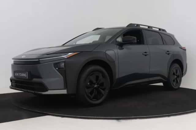 Toyota bZ4X (2026) thumbnail 1