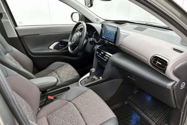 Toyota Yaris Cross (2023) thumbnail 6