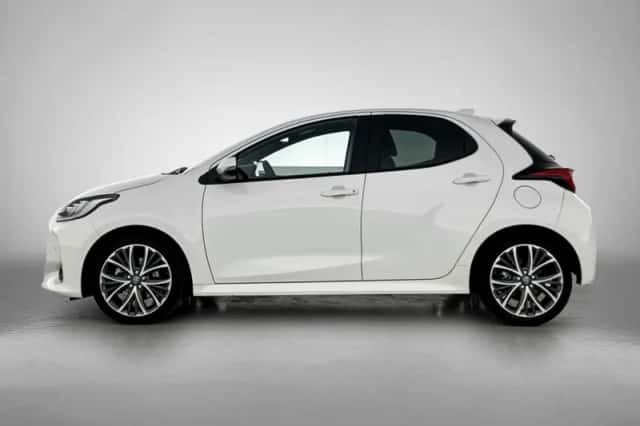 Toyota Yaris (2025) thumbnail 3