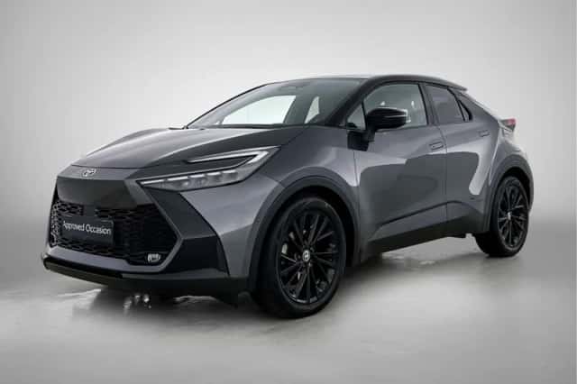 Toyota C-HR (2024) thumbnail 1